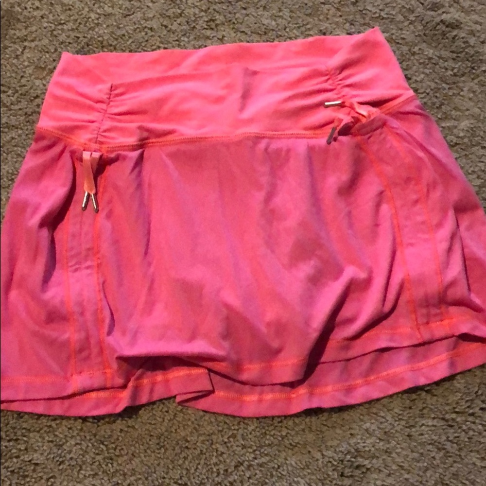Lululemon pink, coral skirt 6